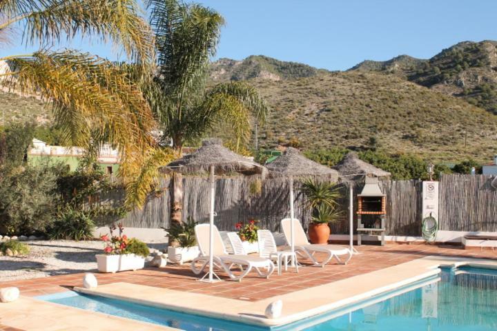 Villa El Nido 네르하 외부 사진